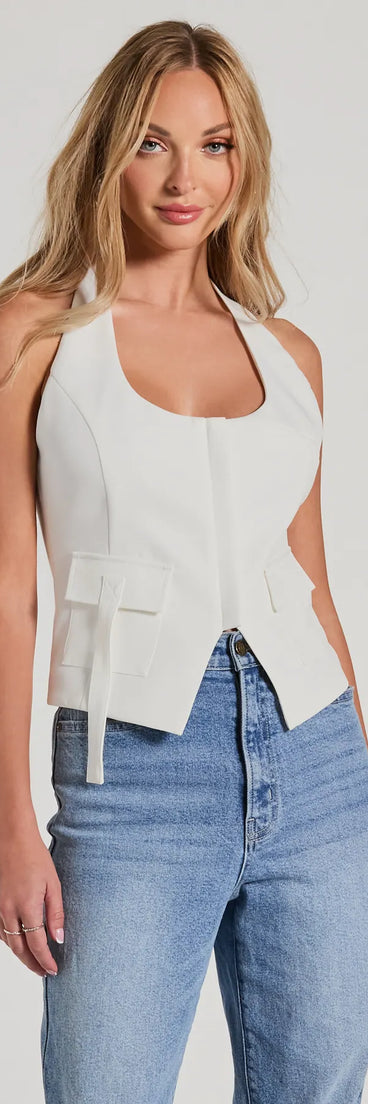 Your fall and winter outfits will be on-trend when you style the Elevated Impression Cargo Pocket Woven Vest to complete your best outfit of the day or add a layer of stylish warmth to your look!